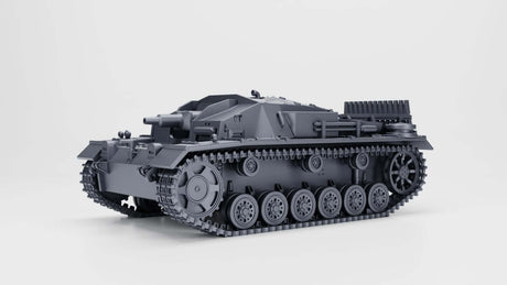 Sturmgeschütz III Ausf. D Modell in Grau, seitliche Ansicht mit besonderen Winterketten für den Einsatz.
