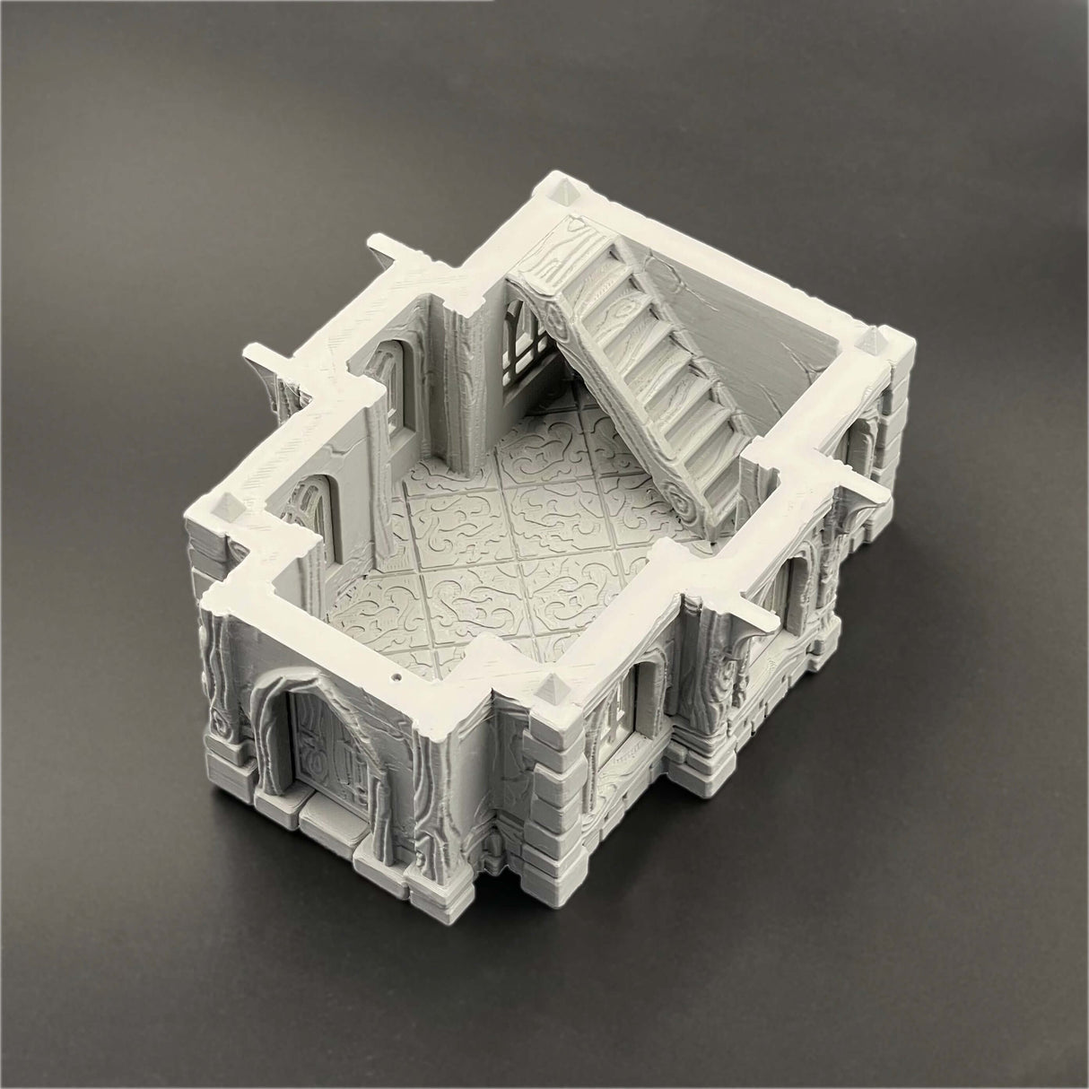 Perfekt skaliertes Cottage für Miniaturen im 28-mm-Maßstab
