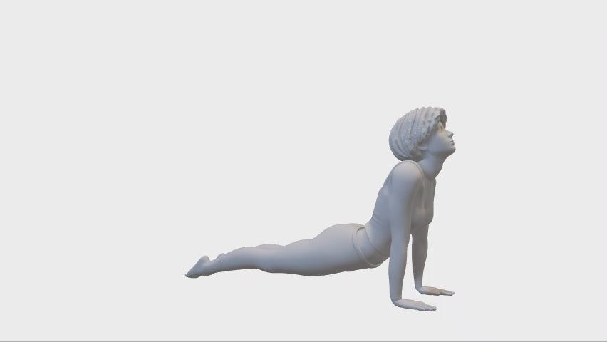 Frau in Yoga Cobra Position - Miniaturfigur für Balance und Ausgeglichenheit
